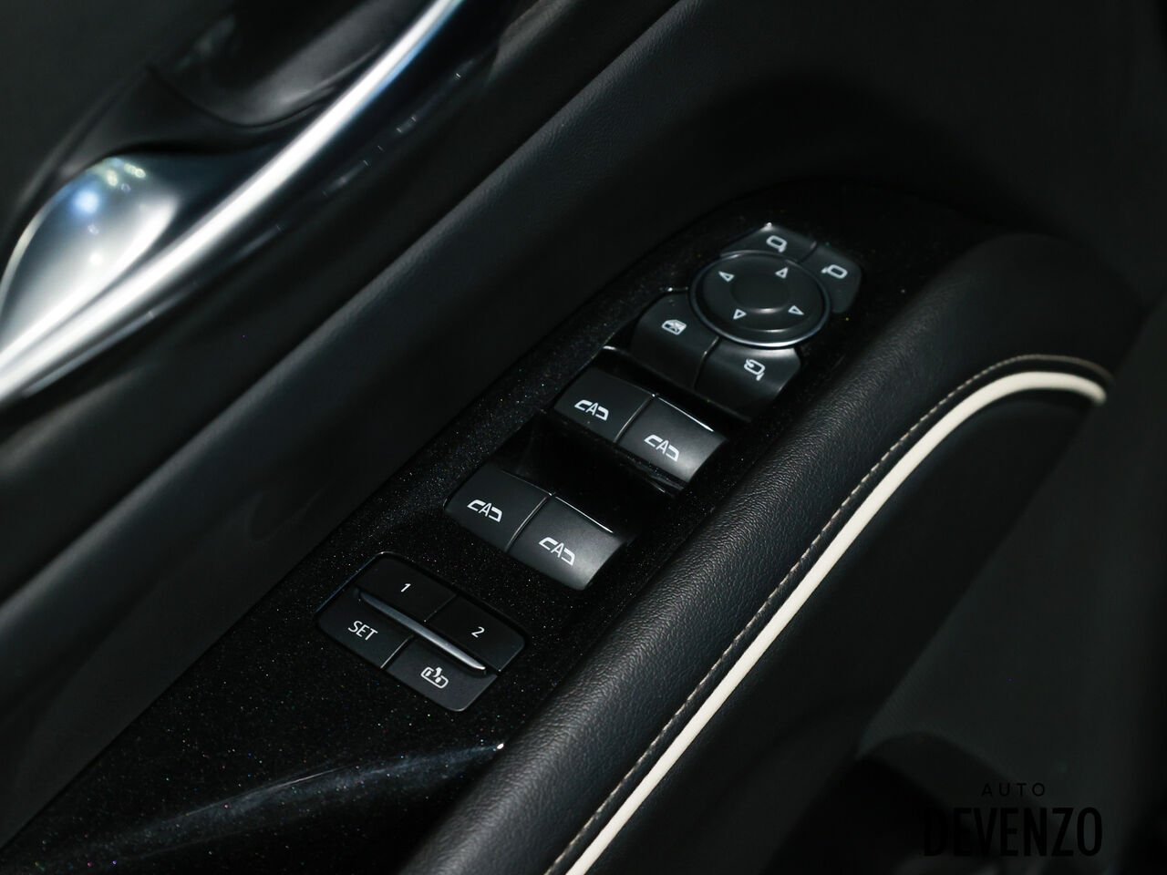 Cadillac Escalade 2022 Noir Saint-Eustache - photo #13