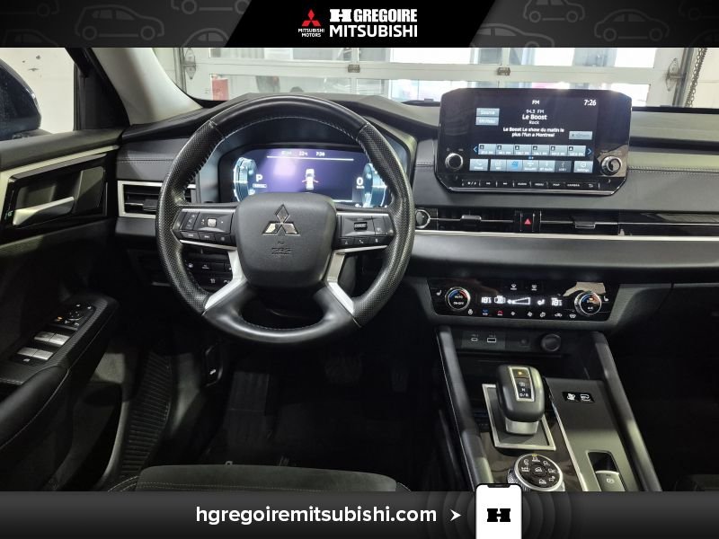 2025 Mitsubishi Outlander Plug-In Hybrid Blue Laval - photo #18