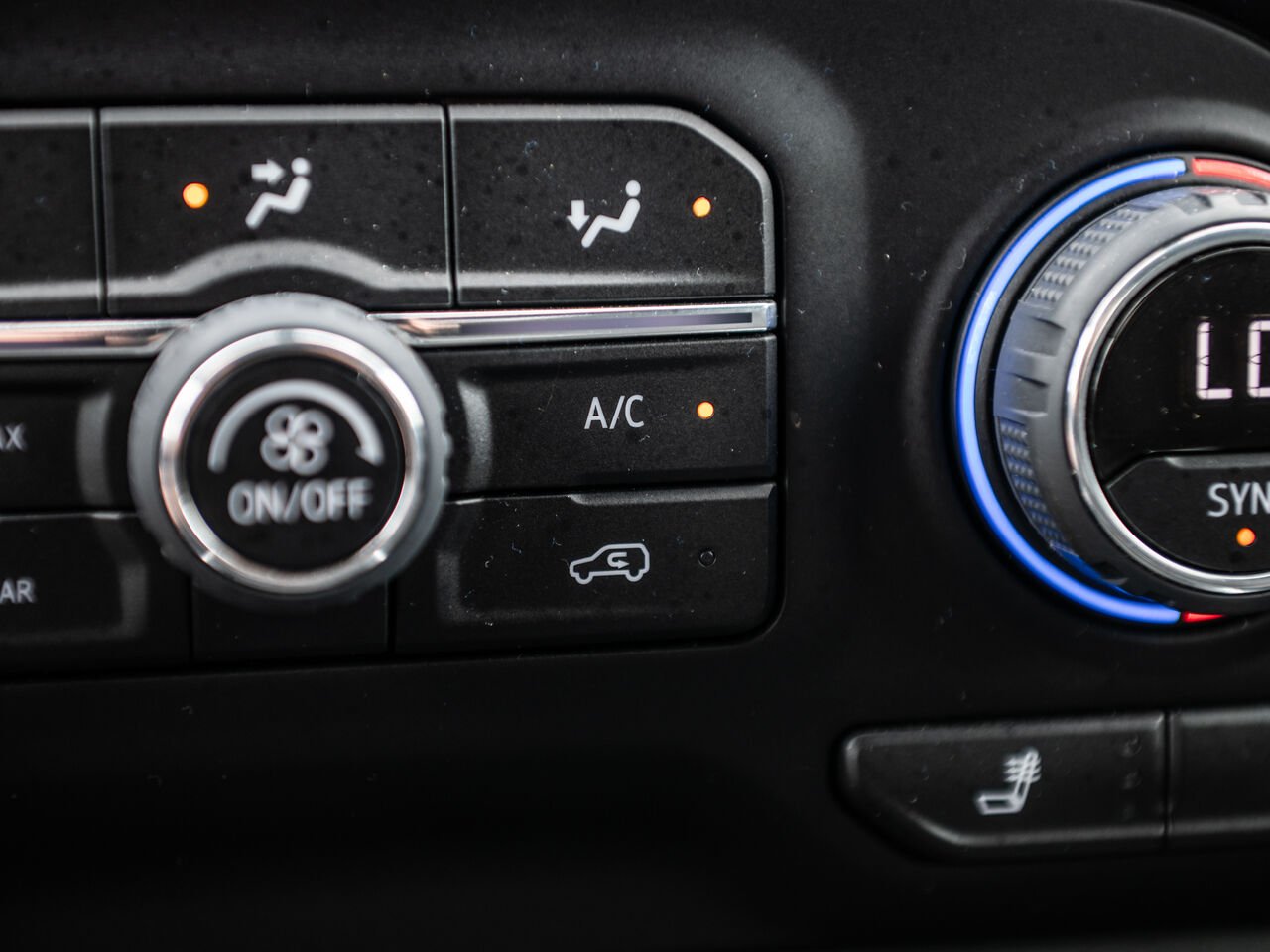 2022 Chevrolet Silverado 2500HD White Sainte-Julienne - photo #26