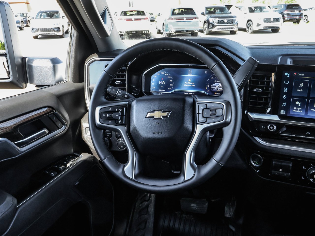 2025 Chevrolet Silverado 1500 4WD Crew Cab 147 LT White Sherwood Park - photo #17