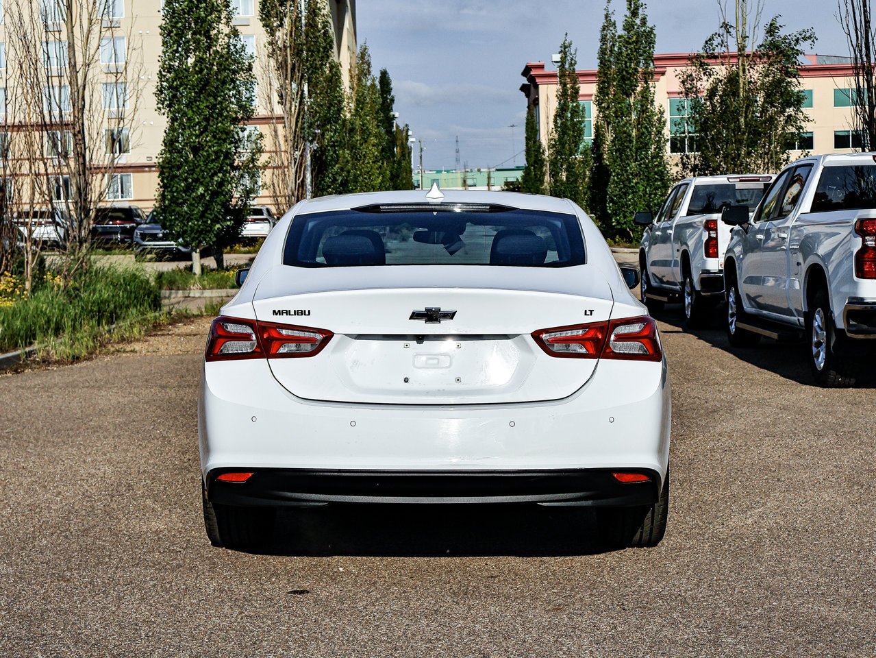 2024 Chevrolet Malibu 4dr Sdn 1LT White Sherwood Park - photo #11