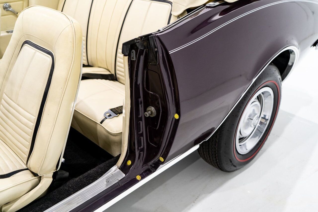 1967 Chevrolet Camaro PRIX EN USD Convertible Beautifully presented from former Restoration Purple Montreal - photo #73