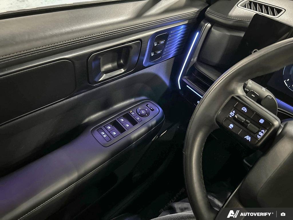 2025 Hyundai Santa Fe 2600724A | Ultimate Calligraphy White Edmonton - photo #16