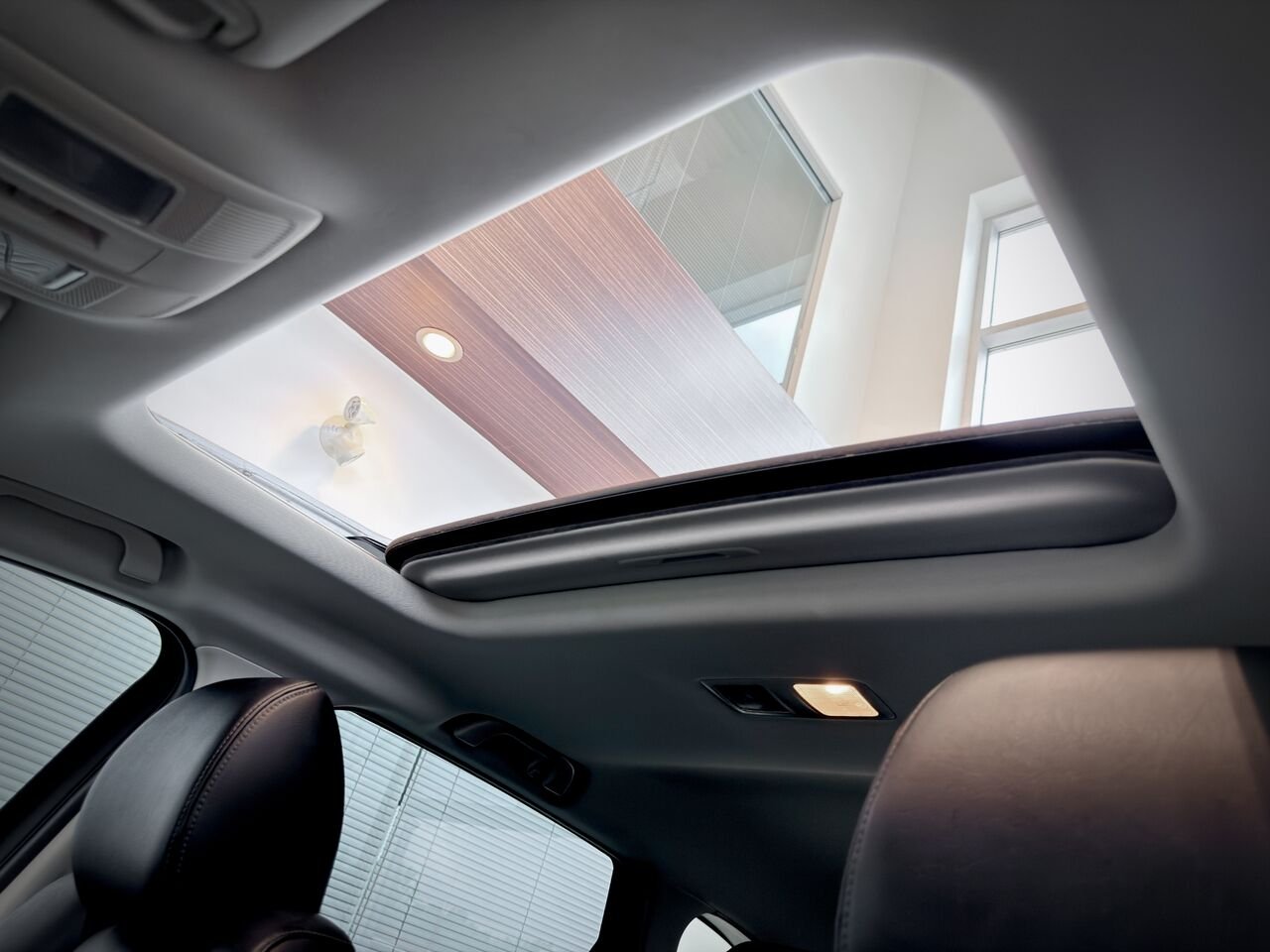 2022 Mazda CX-9 Grey Notre-Dame-des-Prairies - photo #16