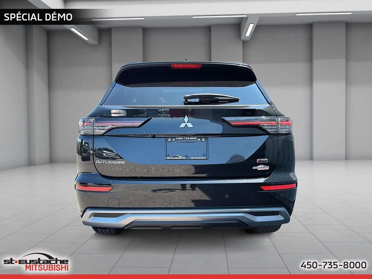 2026 Mitsubishi Outlander Black Diamond Saint-Eustache - photo #2
