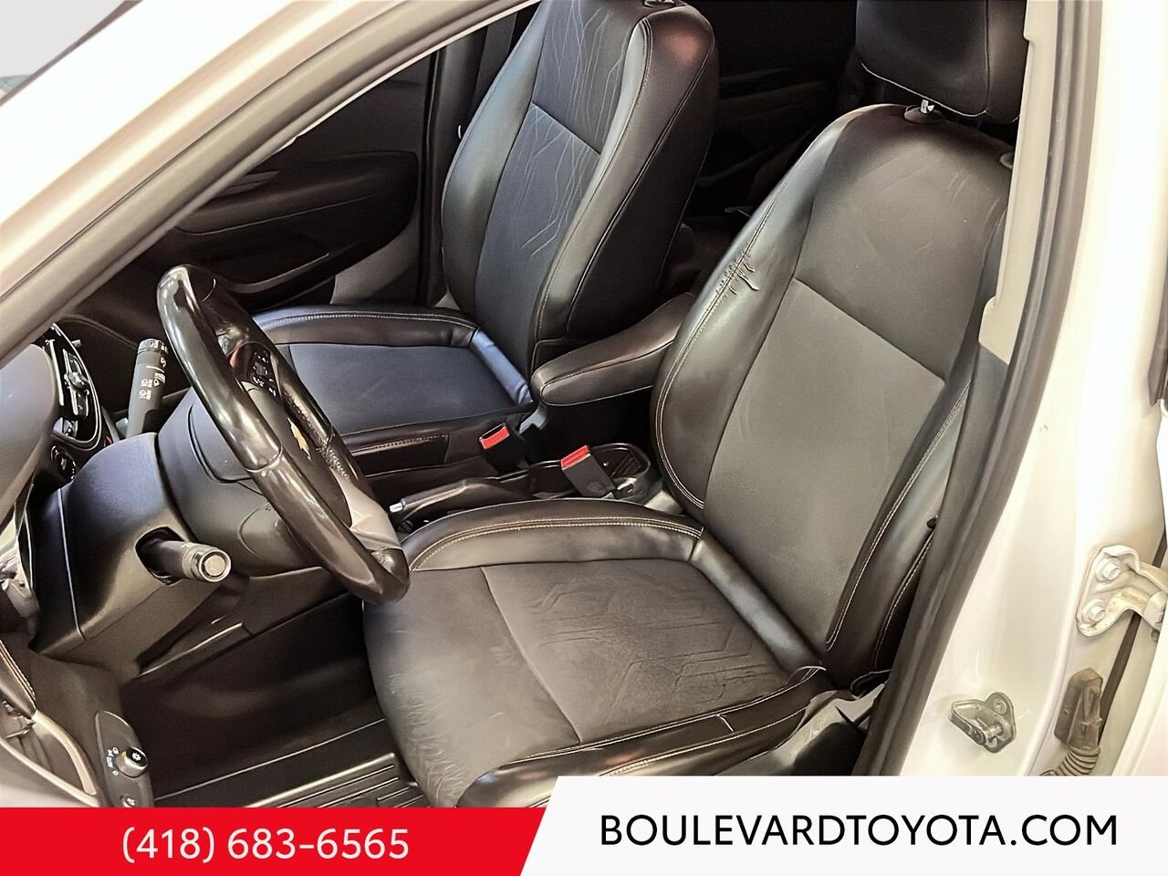 Chevrolet Trax 99930A-39 | TRACTION AVANT 4 PORTES LT 2018 Blanc Québec - photo #8