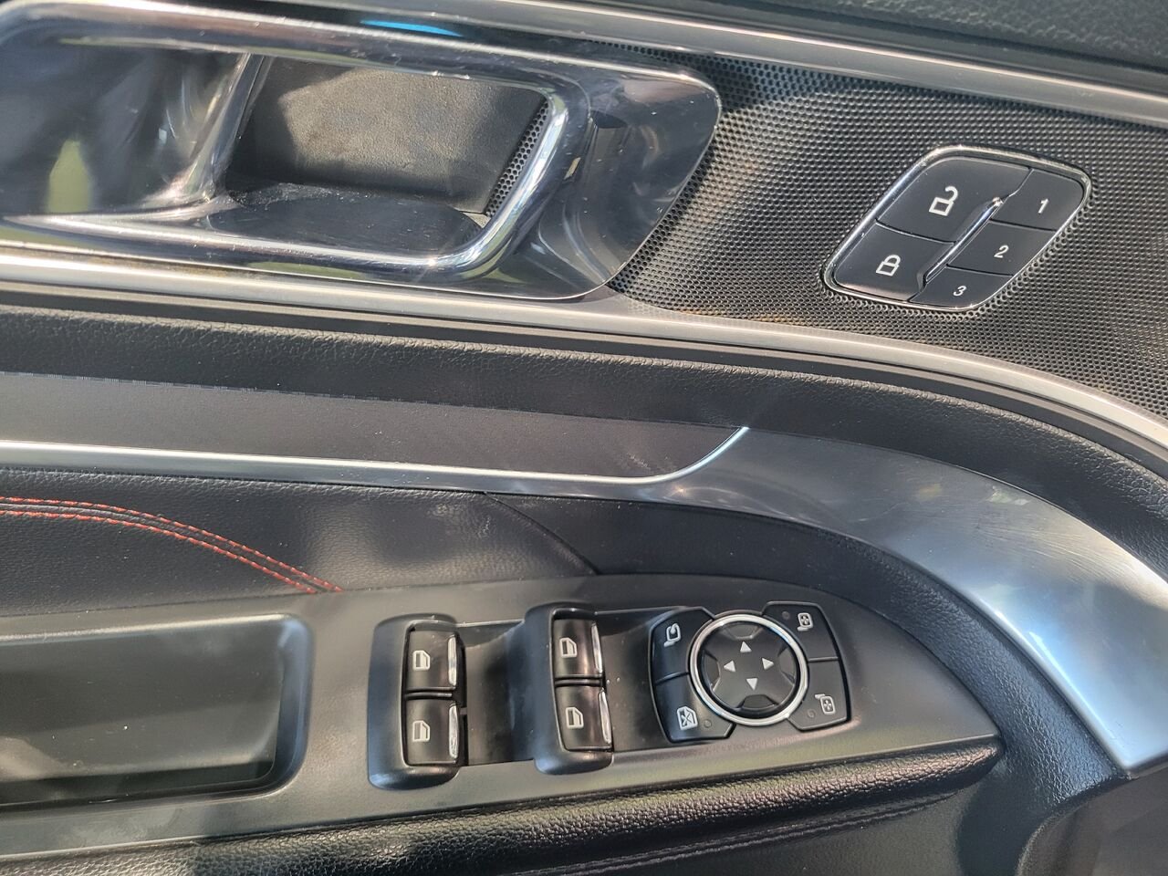 Ford Explorer 2017 Gris Longueuil, - photo #10