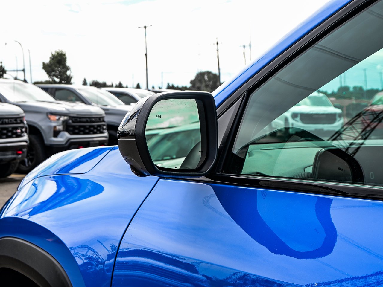 2026 Chevrolet Equinox AWD 4dr RS Blue Sherwood Park - photo #6