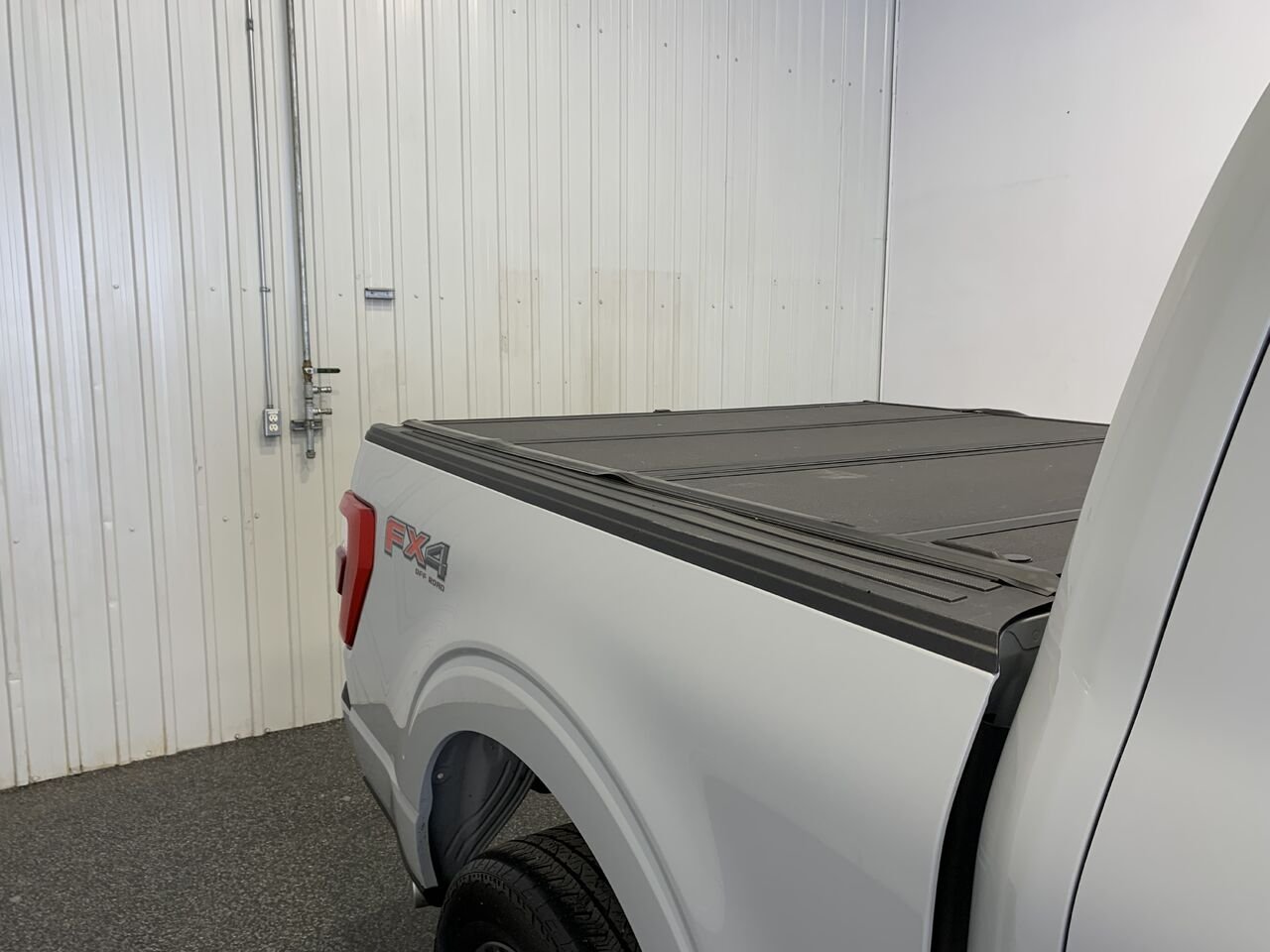 2023 Ford F-150 Grey Châteauguay - photo #7