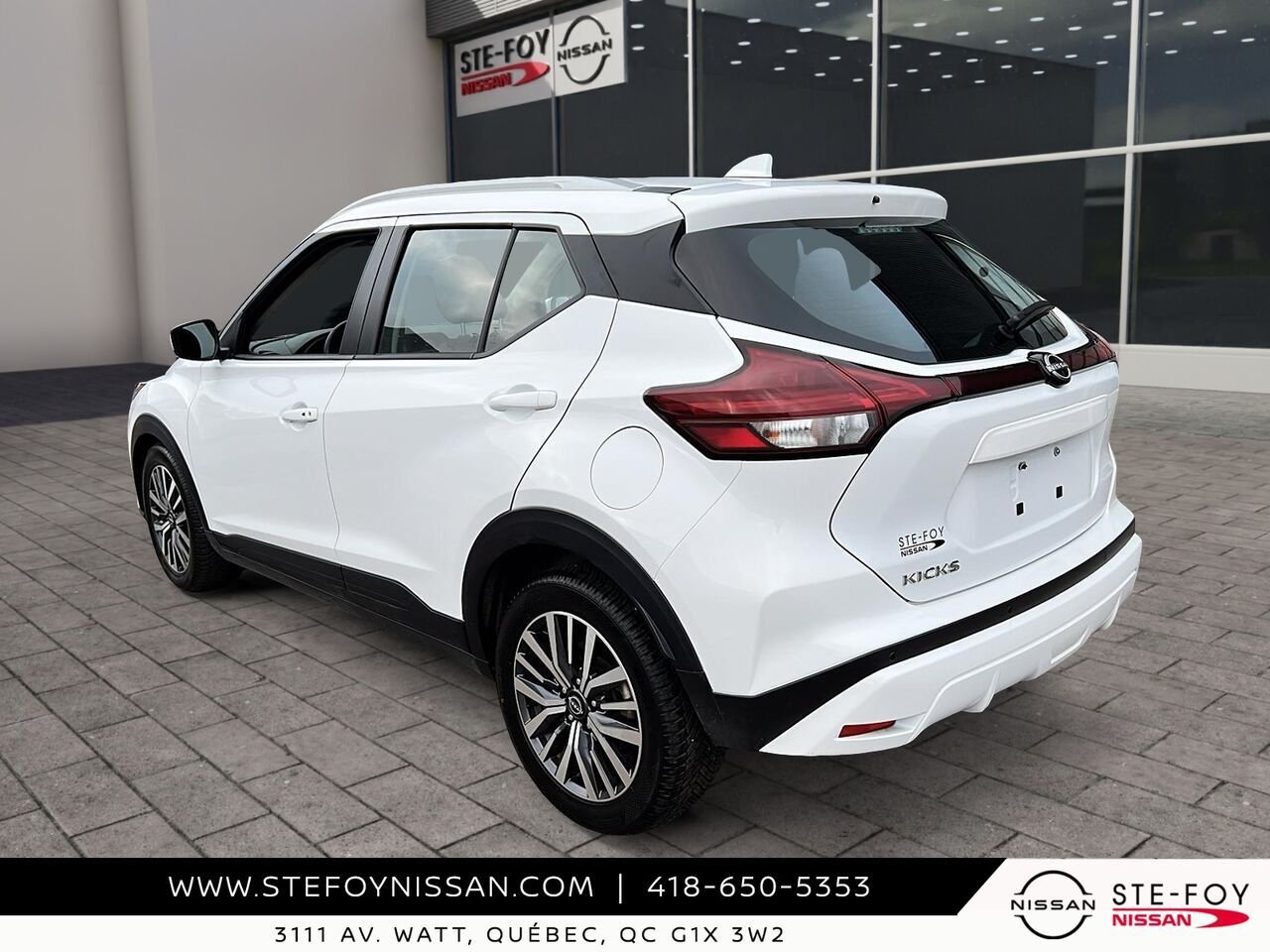 Nissan Kicks Play SV 2025 Noir Ste-Foy - photo #3
