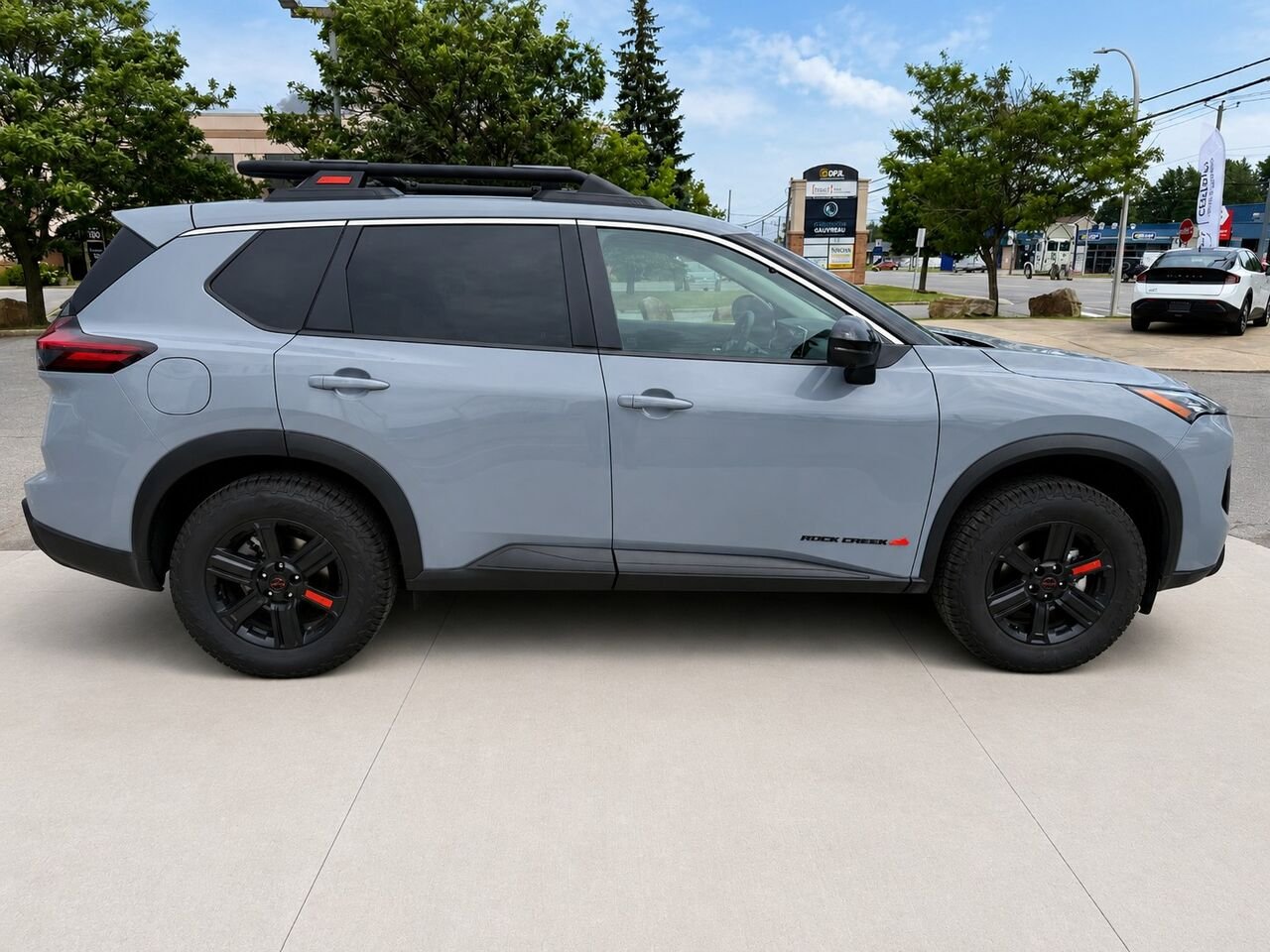 NISSAN Rogue ROGUE ROCK CREEK 2026 Gris roche nacré Châteauguay - photo #7