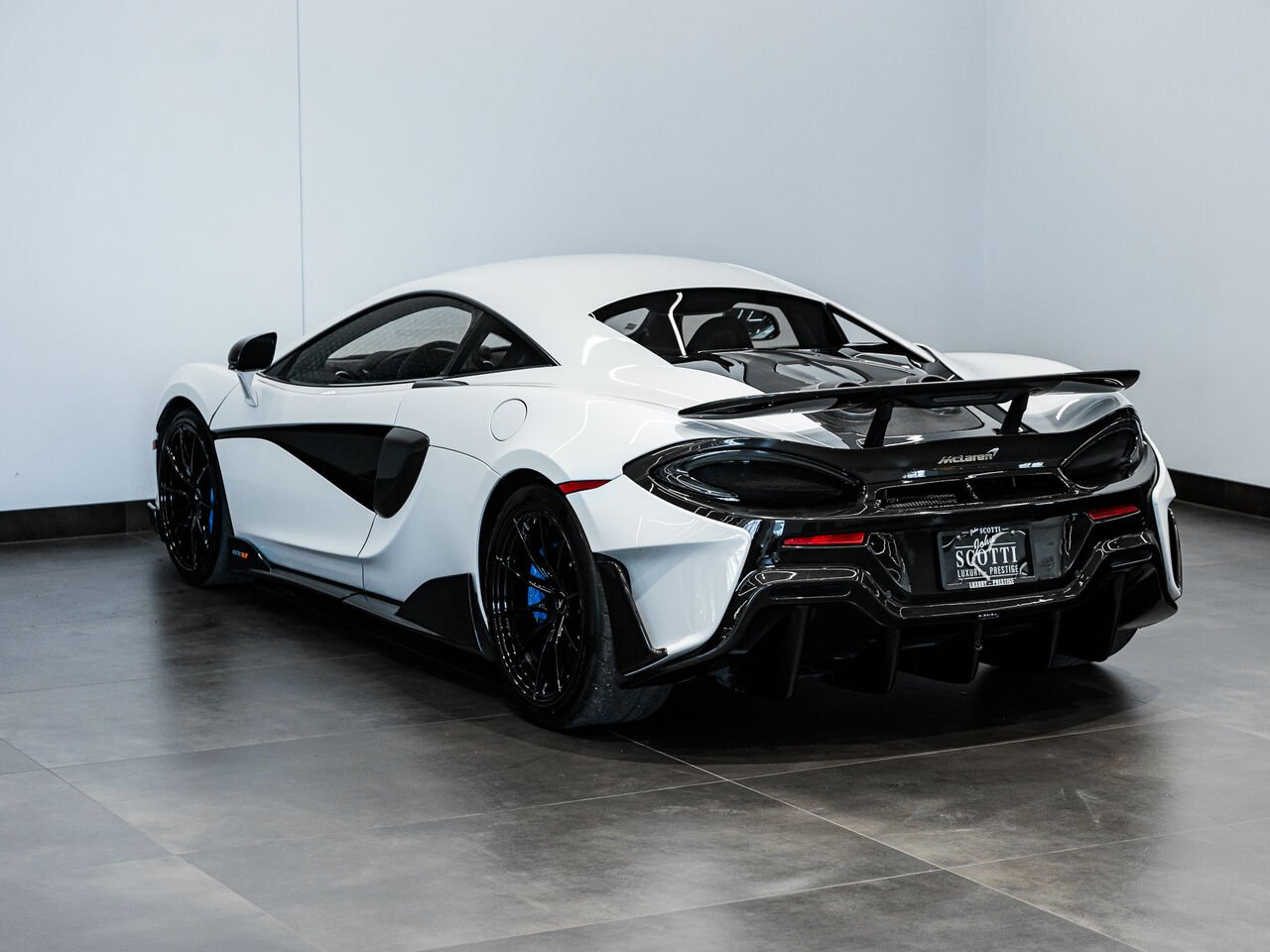 McLaren 600LT *NO LUXURY TAX* 2019 Blanc Kirkland - photo #7