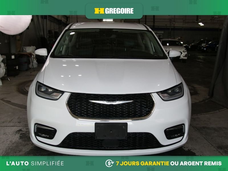 2023 Chrysler Pacifica White Saint-Eustache - photo #50