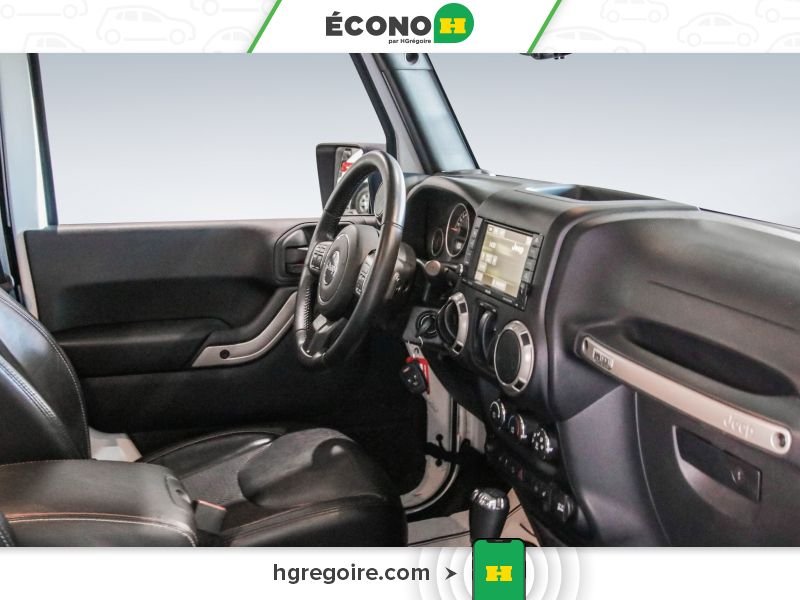 2016 Jeep Wrangler White Laval - photo #17
