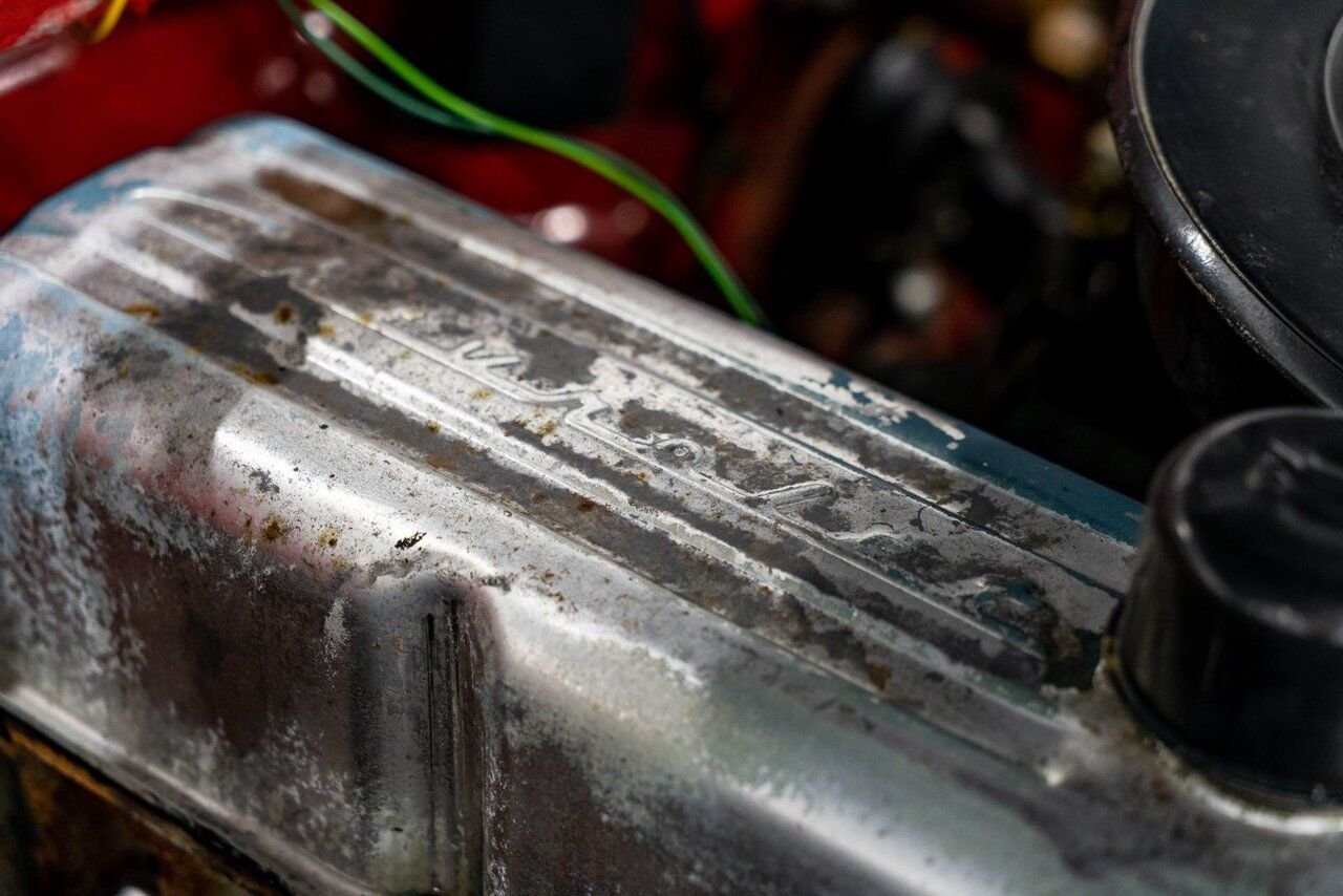 Chevrolet Biscayne Unrestored nearly all original parts 1962 Rouge Montréal - photo #17
