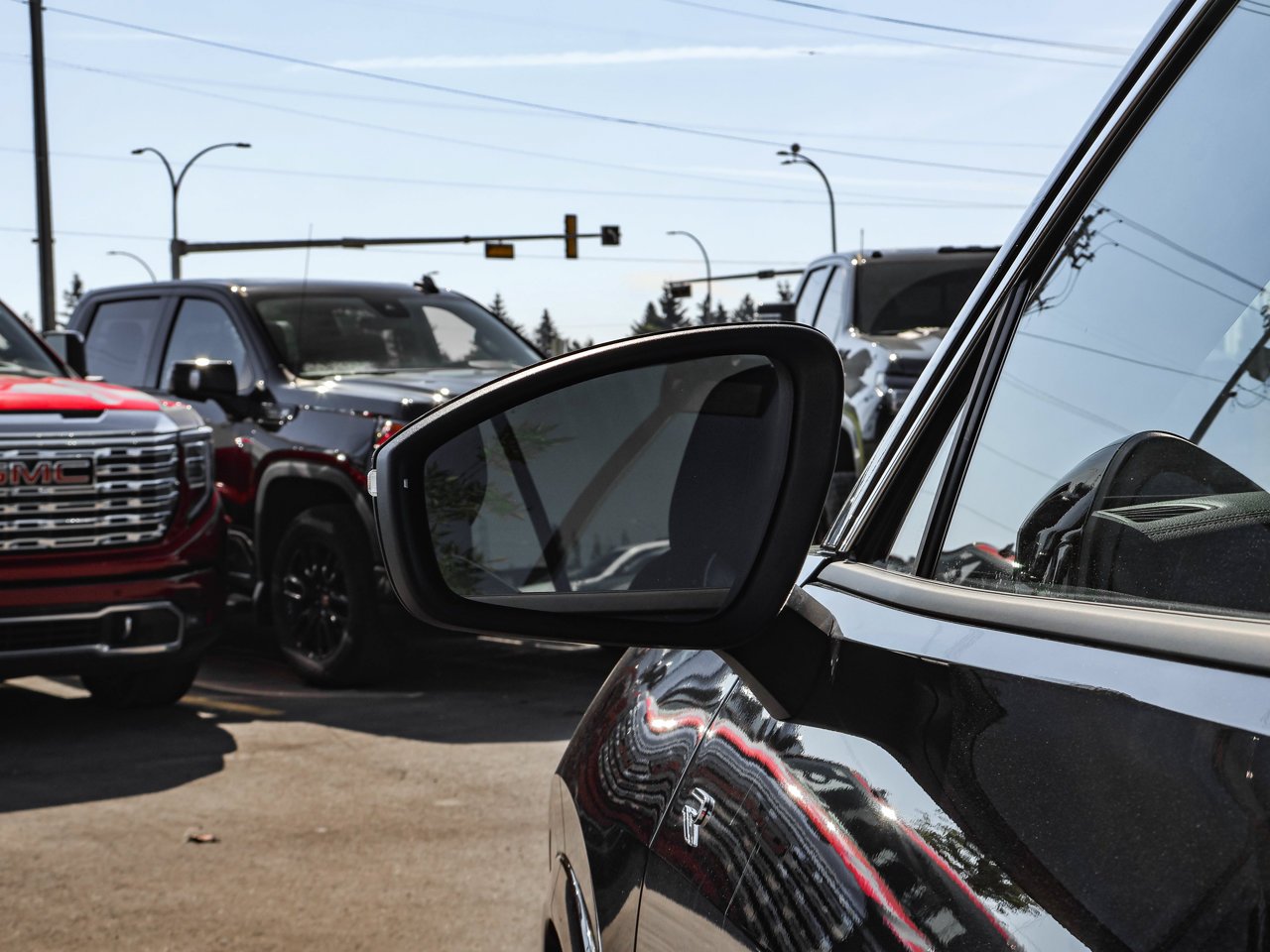 2026 Volkswagen Tiguan Highline Turbo R-Line 4MOTION Black Sherwood Park - photo #12