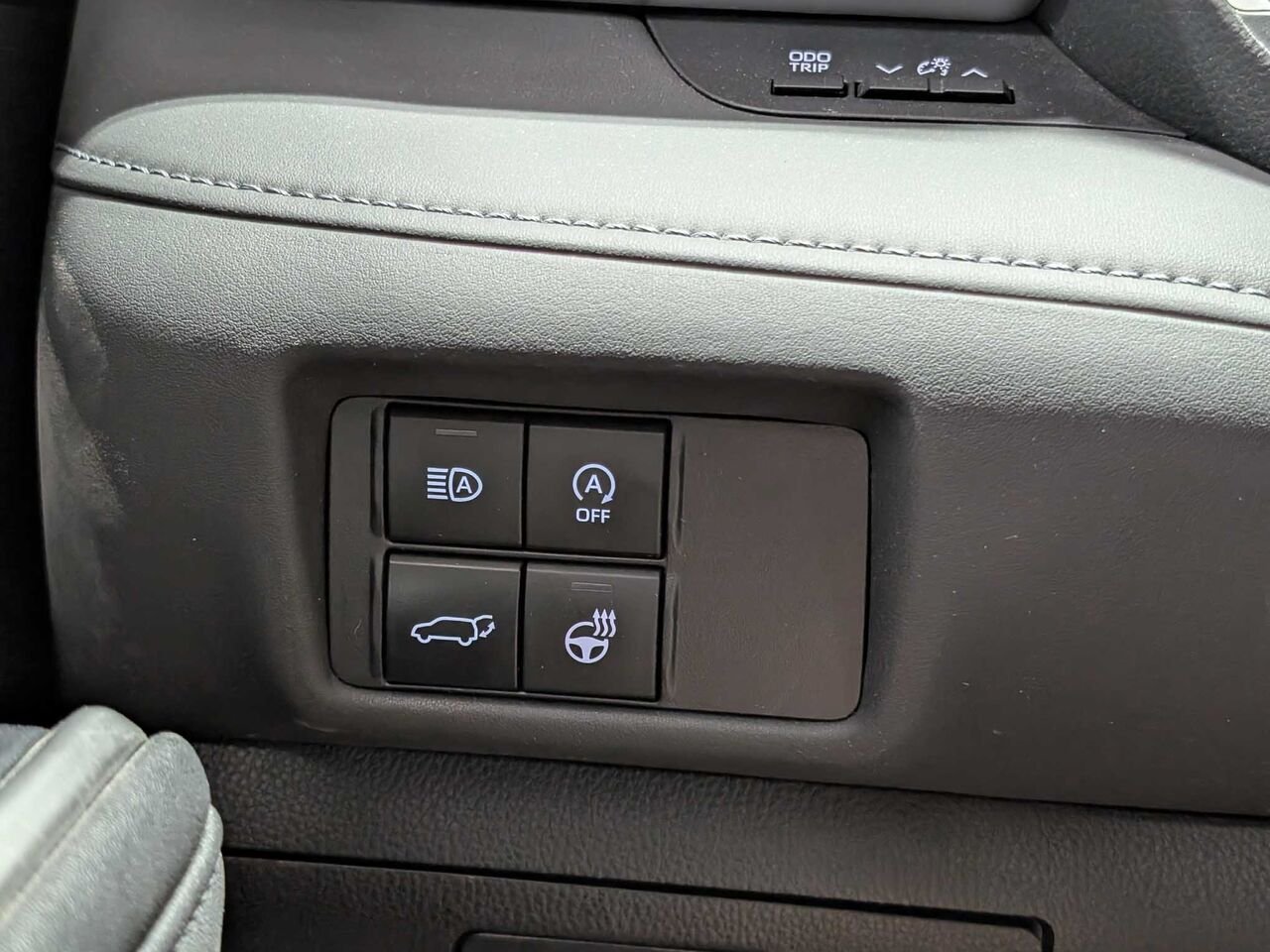 Toyota Highlander XLE/AWD/SIÈGES CHAUFFANTS/VOLANT CHAUFFANT/TOIT OUVRANT/BLUETOOTH/AC BIZONE 2023 Frisson glacé nacré Sherbrooke - photo #14