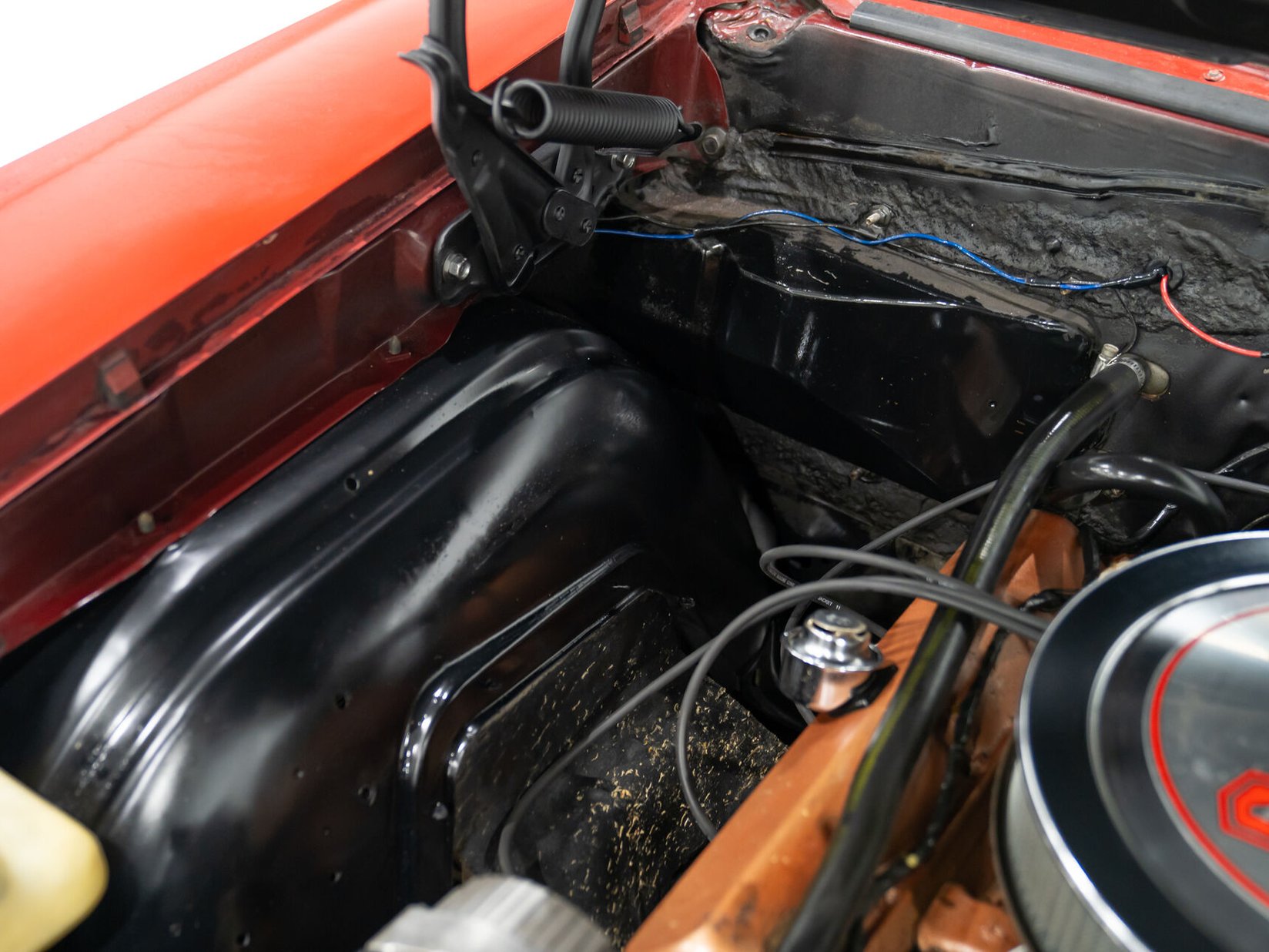 Oldsmobile Cutlass 442 *PRIX EN USD* Numéros entièrement Matching Non restaurée Repeinte une seule fois 1967 Rouge Montréal - photo #18
