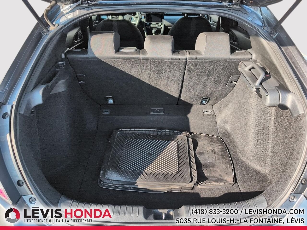 Honda Civic Hayon LX LX 5 portes BM 2017 Gris Lévis - photo #13