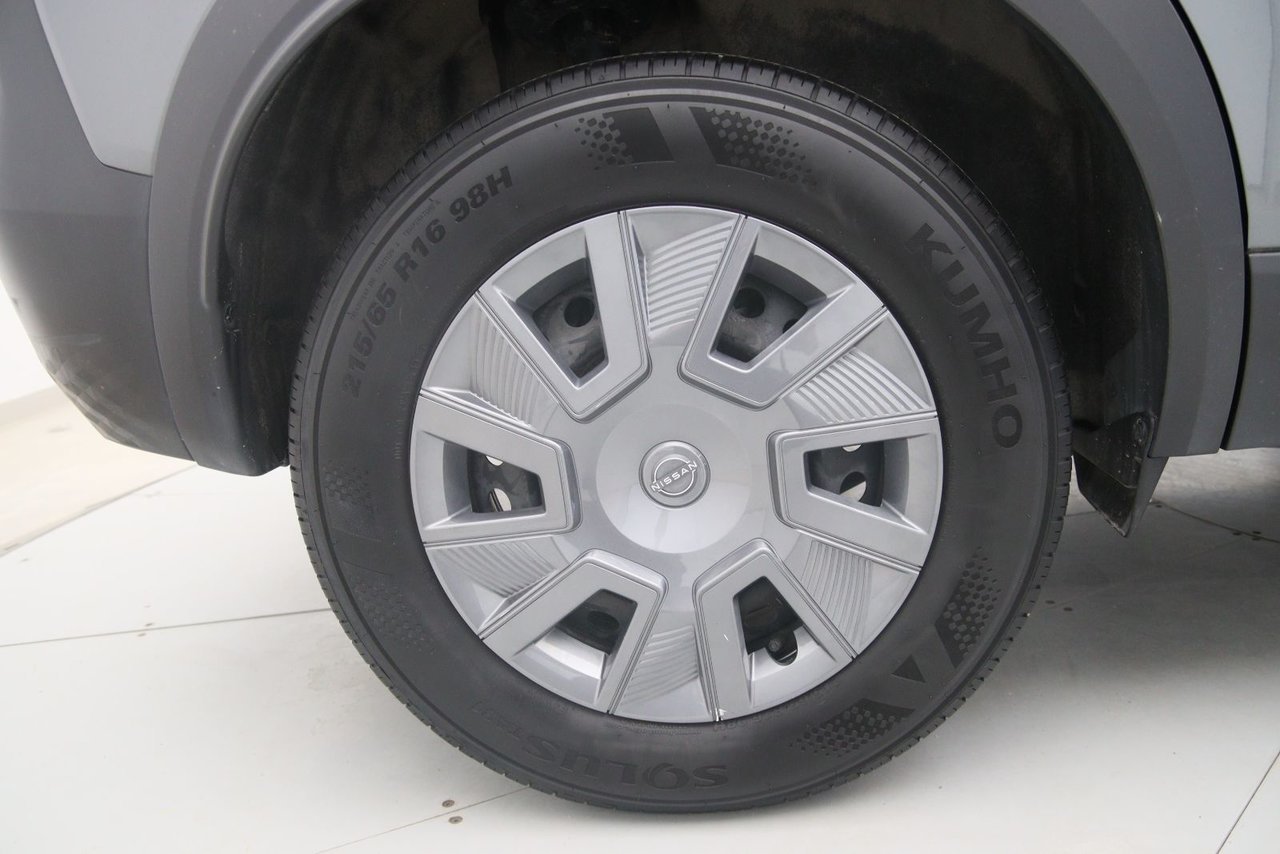 Nissan Kicks NIV 3N8AP6BBXSL324861 2025 Gris Chicoutimi - photo #16