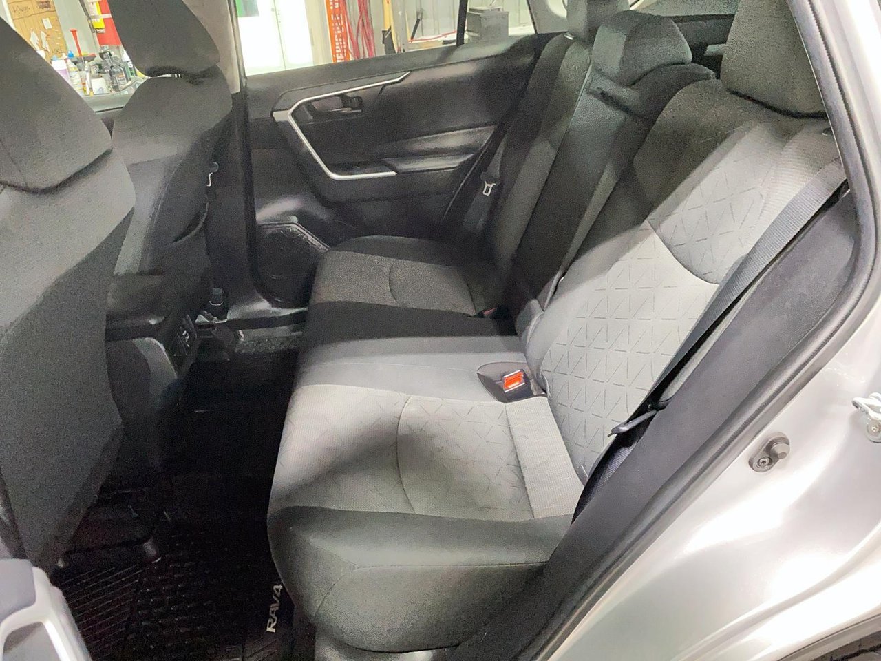 2022 Toyota RAV4 VIN 2T3B1RFV2NW261100 Grey Chicoutimi - photo #14