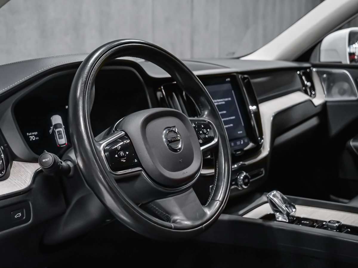 Volvo XC60 B6 INSCRIPTION ADVANCED CLIMATE BOWERS 2022 Blanc Montréal - photo #6