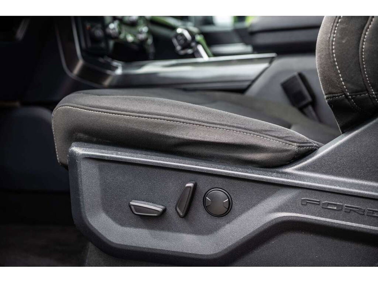 2023 Ford F-150 Black Sainte-Julienne - photo #14