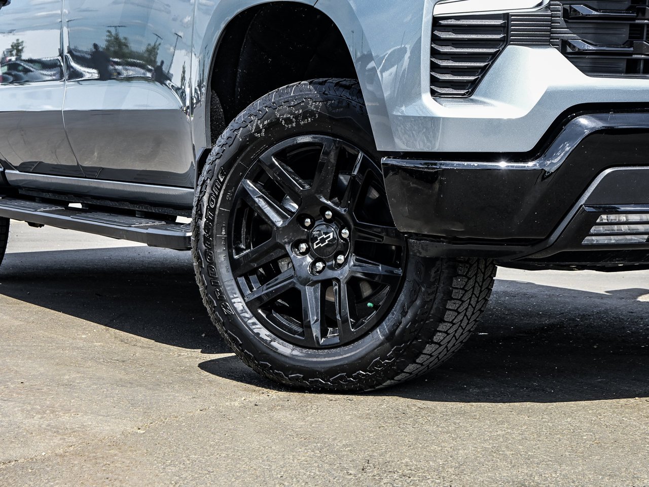 2026 Chevrolet Silverado 1500 4WD Crew Cab 147 LT Trail Boss Grey Sherwood Park - photo #5