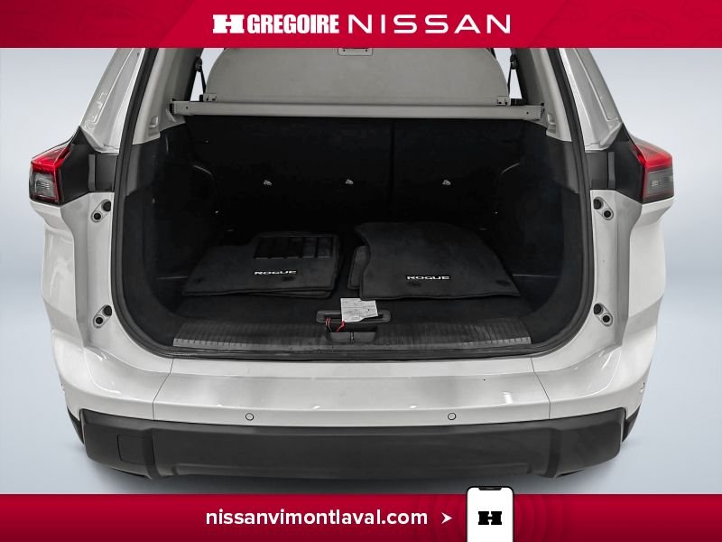 Nissan Rogue 2024 Blanc Laval - photo #19
