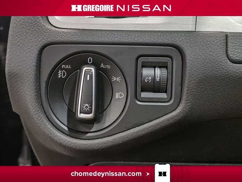 2016 Volkswagen Golf Black Saint-Eustache - photo #13