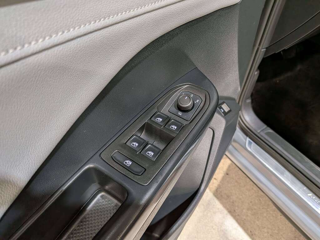 2024 Volkswagen Taos Comfortline 4MOTION Grey Val-David - photo #34