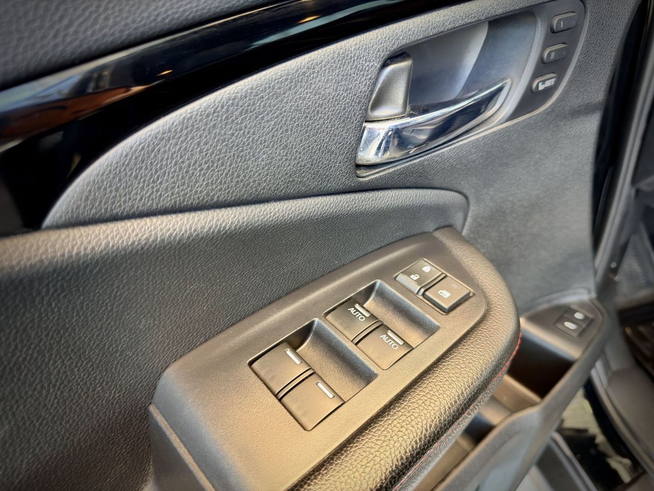 2019 Honda Pilot Black Notre-Dame-des-Prairies - photo #34