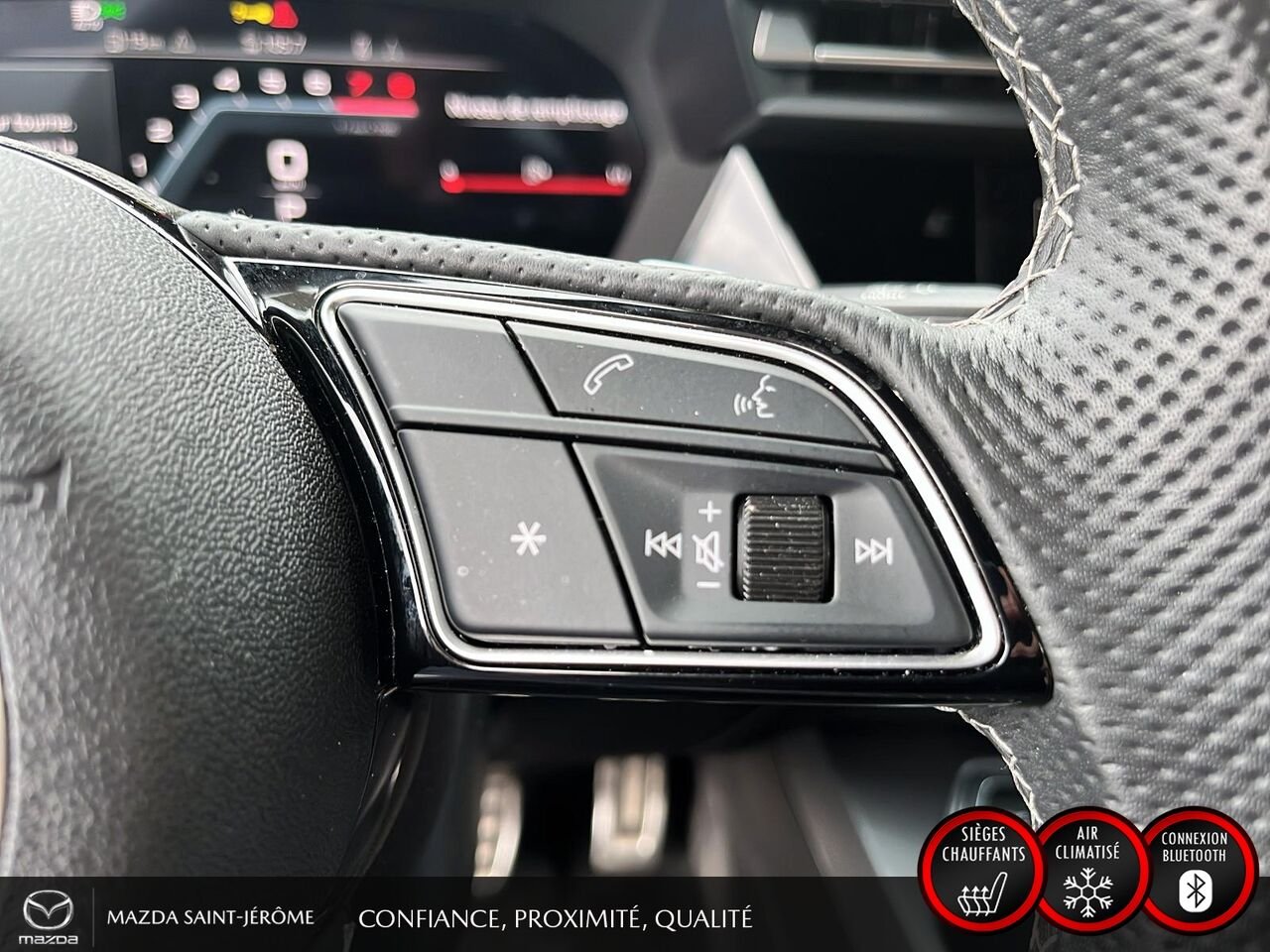 Audi A3 berline Technik 40 TFSI quattro | TOIT OUVRANT | MAGS NOIR | 2025 Blanc Saint-Jérôme - photo #14