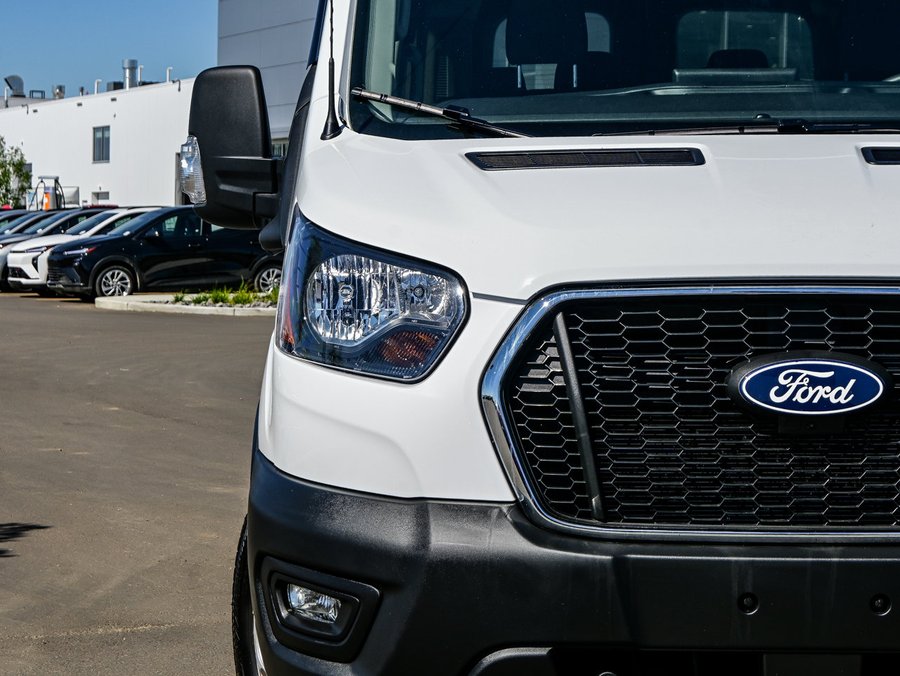 2026 Ford Transit Passenger Wagon 2026 White