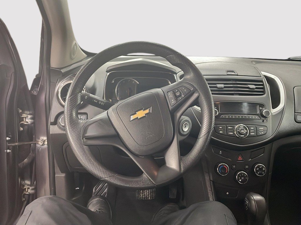 Chevrolet Trax 2014 mauve Amos - photo #13