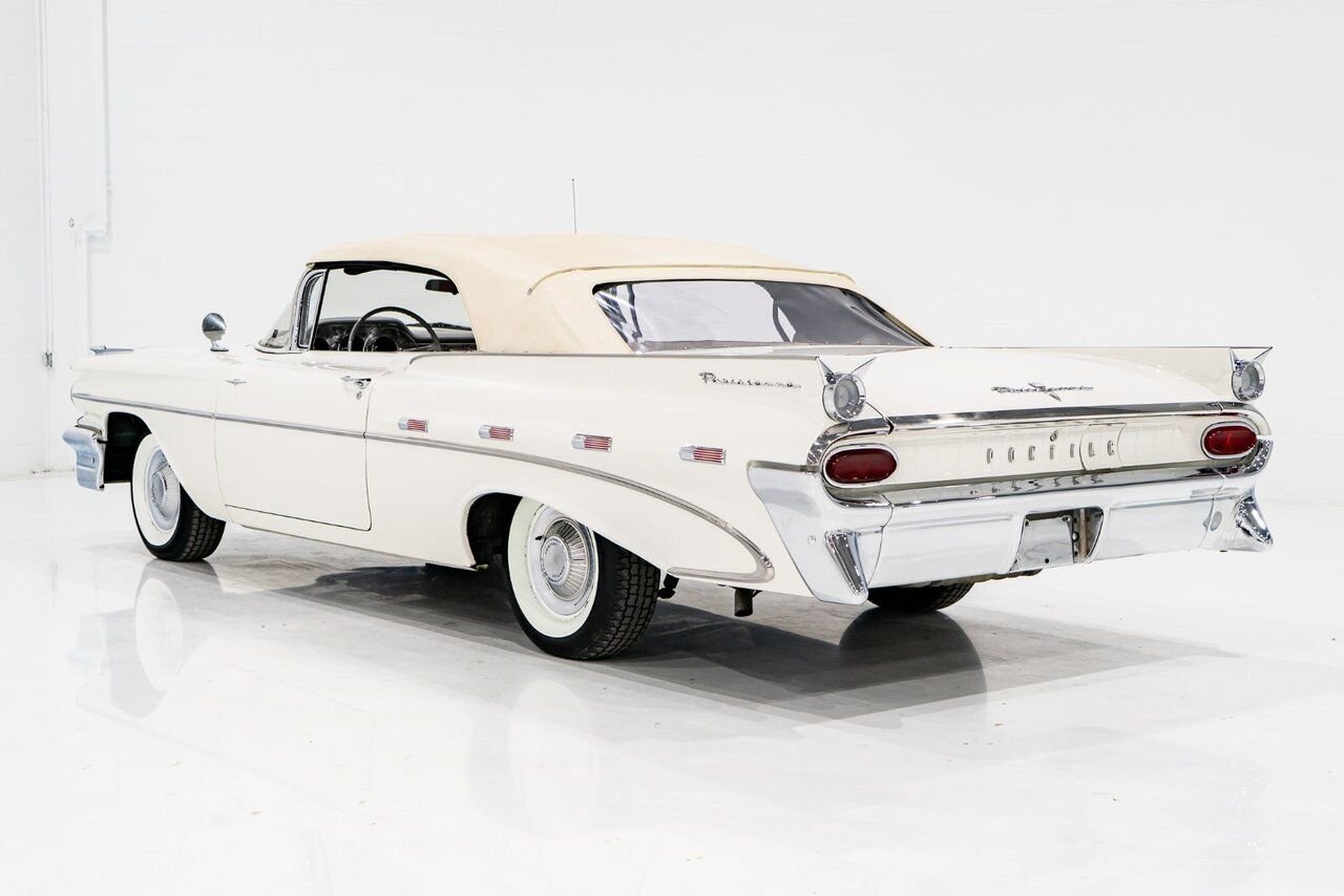 Pontiac PARISIENNE **PRIX EN USD** Fully restored with 261cu.in. and GM built sheet 1959 Blanc Montréal - photo #52