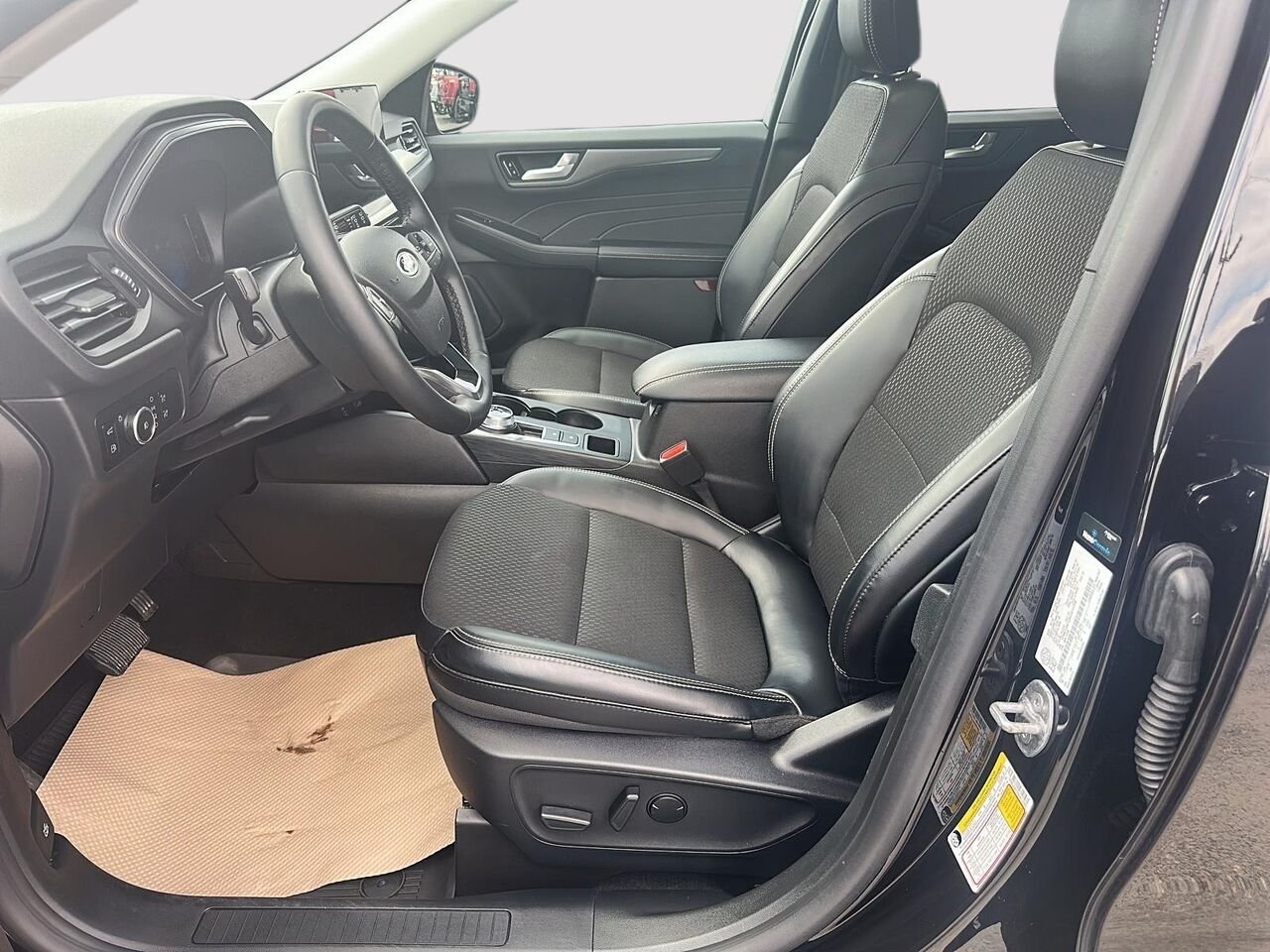 Ford Escape 2025 Noir Rouyn-Noranda - photo #7