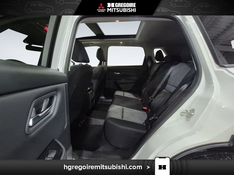 2024 Nissan Rogue White Laval - photo #29