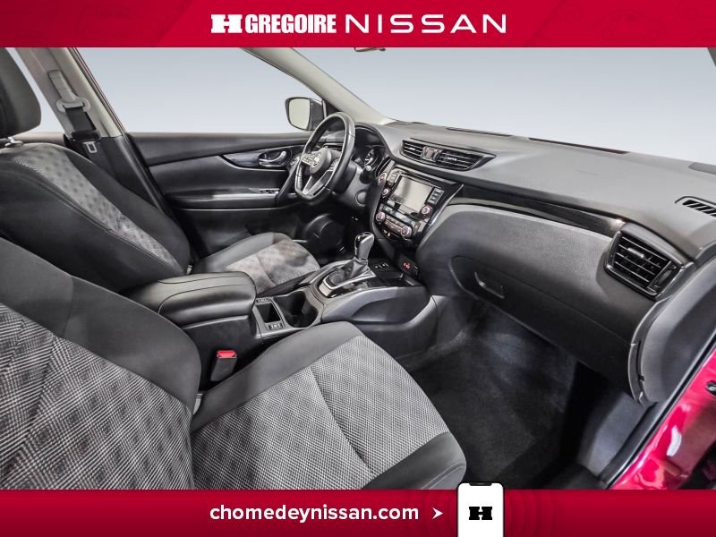 Nissan Qashqai 2023 Rouge Laval - photo #24