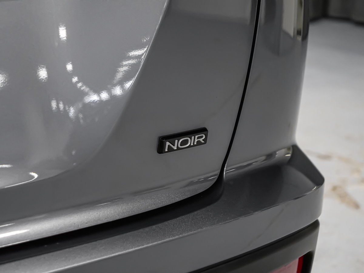 Mitsubishi Eclipse Cross NOIR 2026 Gris titane métallisé Montréal - photo #3