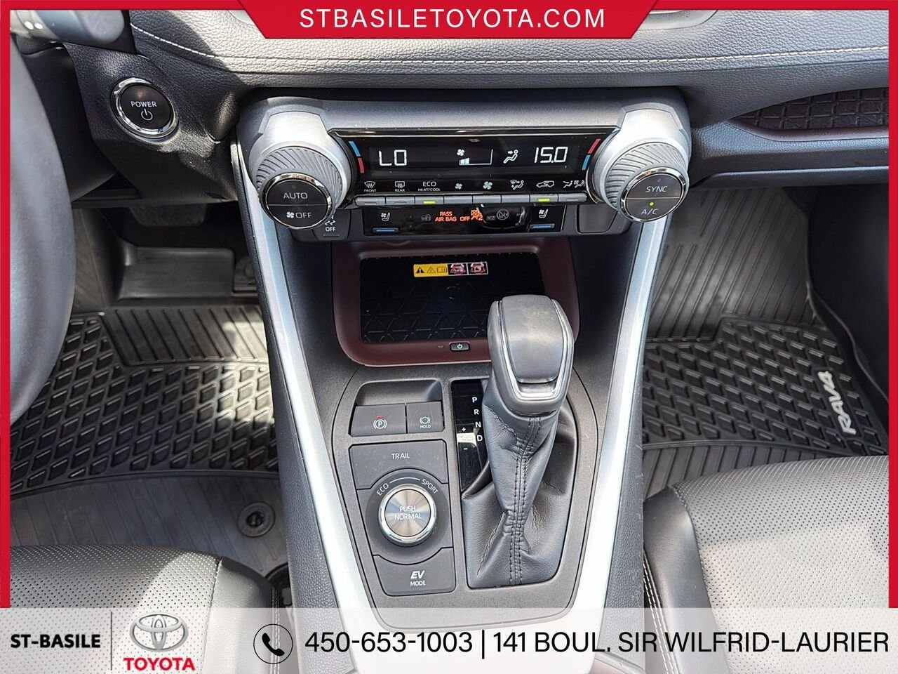 2023 Toyota RAV4 Hybrid Wind Chill Pearl Saint-Basile-le-Grand - photo #16