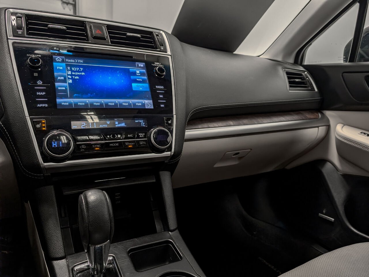 Subaru Outback Wagon 2.5i Limited Toit ouvrant Sièges Chauffants 2018 Autre Sherbrooke - photo #13