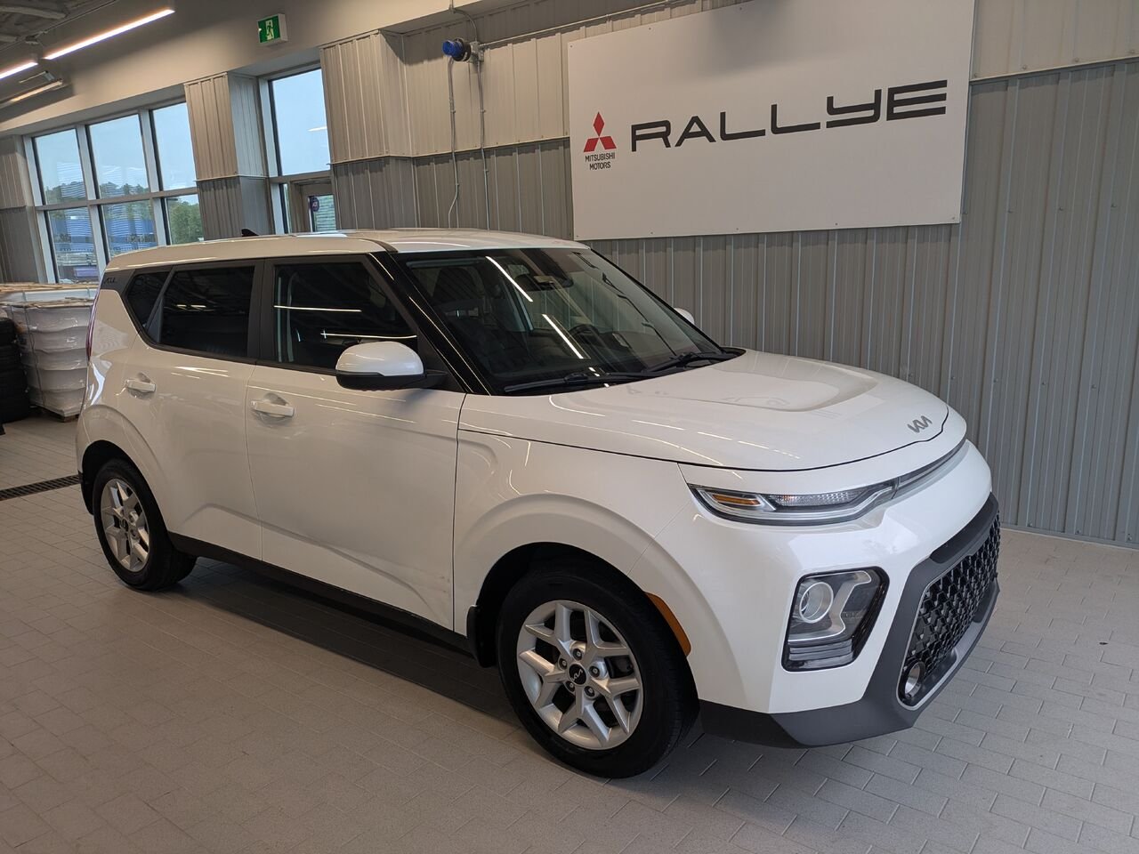 Kia Soul 2022 Blanc Gatineau - photo #0