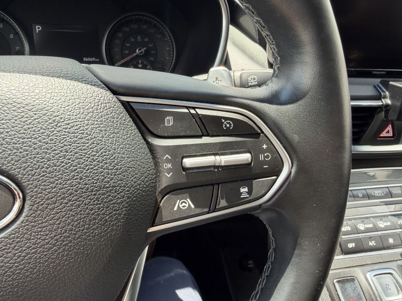 2023 Hyundai Santa Fe White Thetford Mines - photo #17