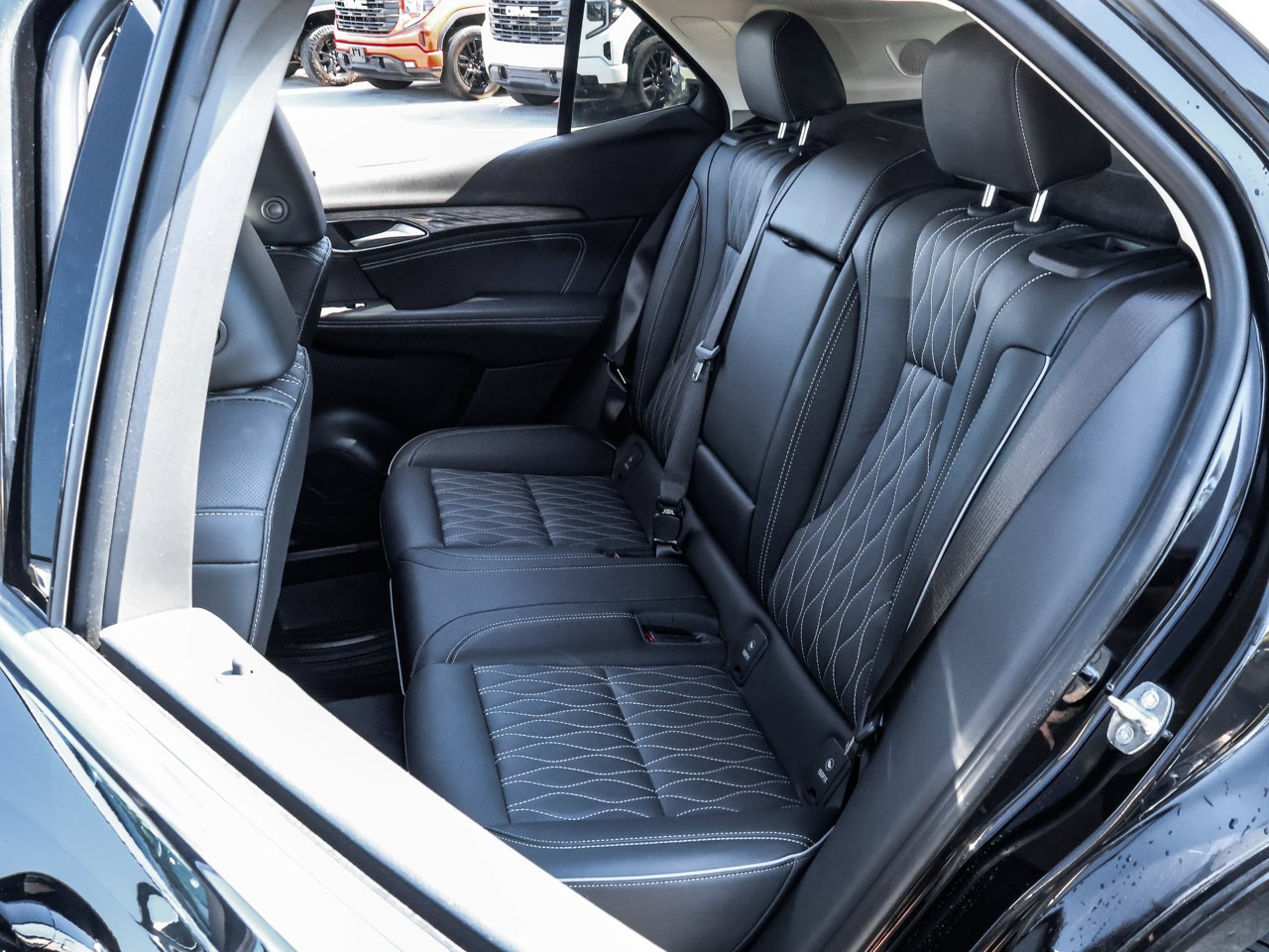 2022 Buick Envision AWD 4dr Avenir Black Sherwood Park - photo #15