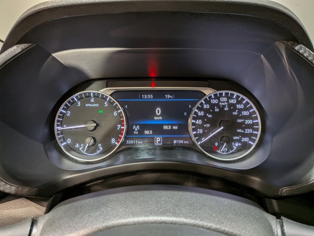 2024 Nissan Sentra SR Manual Blue Val-David - photo #16