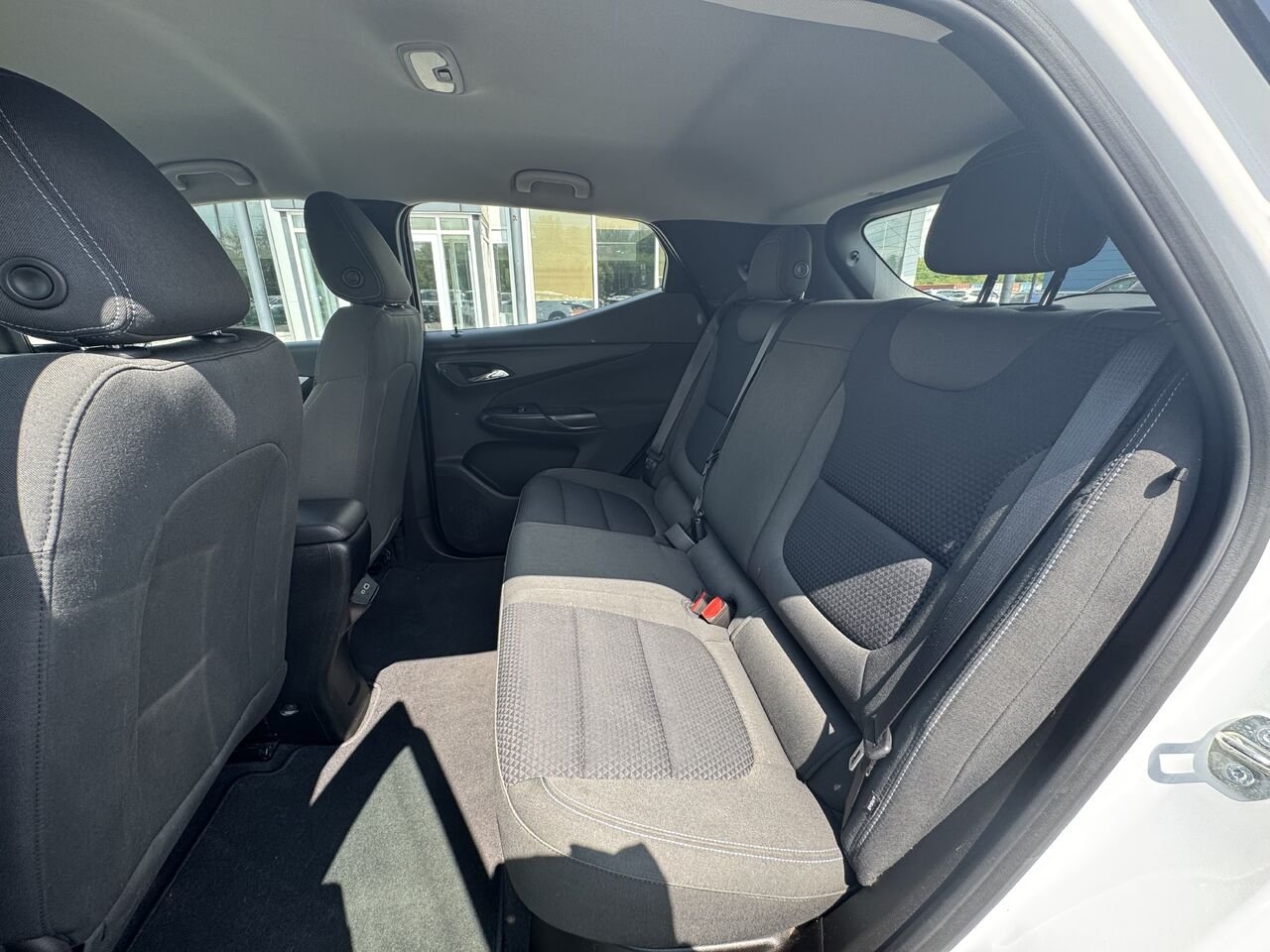 Chevrolet Bolt EUV LT 2023 Blanc Granby - photo #11