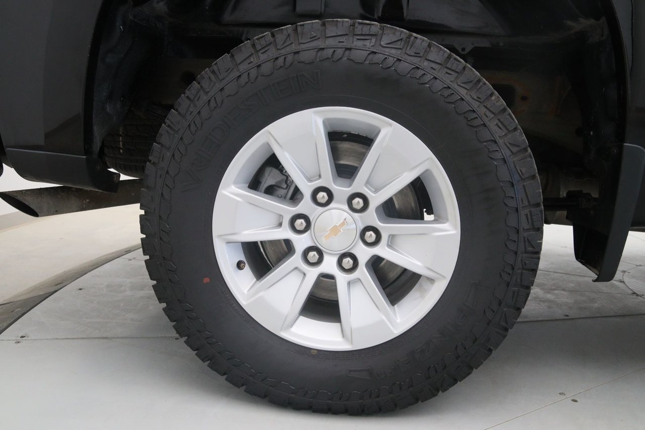Chevrolet Silverado 1500 NIV 2GCUKDED4S1122348 2025 Noir Baie-Comeau - photo #15