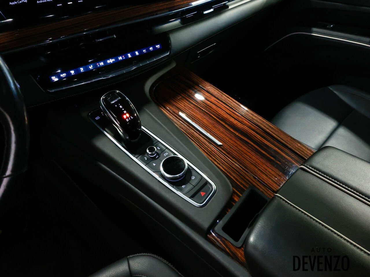 Cadillac Escalade 2022 Noir Saint-Eustache - photo #21