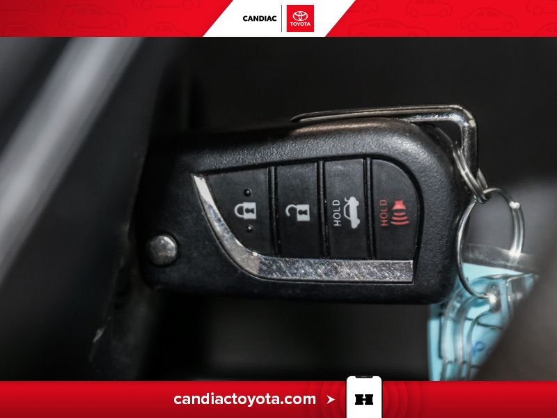 Toyota Corolla 2022 Bleu Saint-Eustache - photo #23